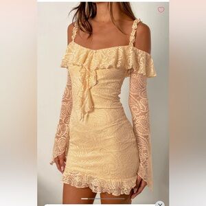 Beginning Boutique Cream Gold Ruffled Off-Shoulder Bodycon Dress